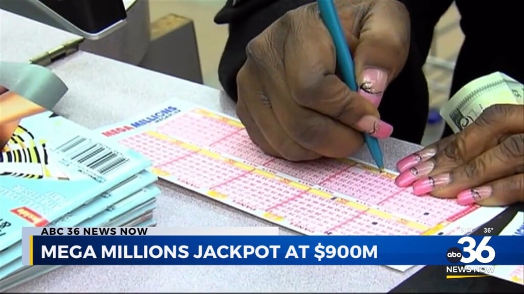 Mega Millions Jackpot Climbs To $900 Million Ahead Of Tuesday’s Drawing