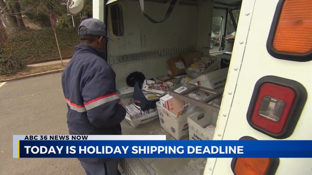 Holiday Shipping Deadlines Approaching For Christmas Delivery