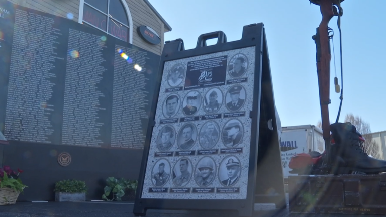 Traveling Kentucky Vietnam Wall on display
