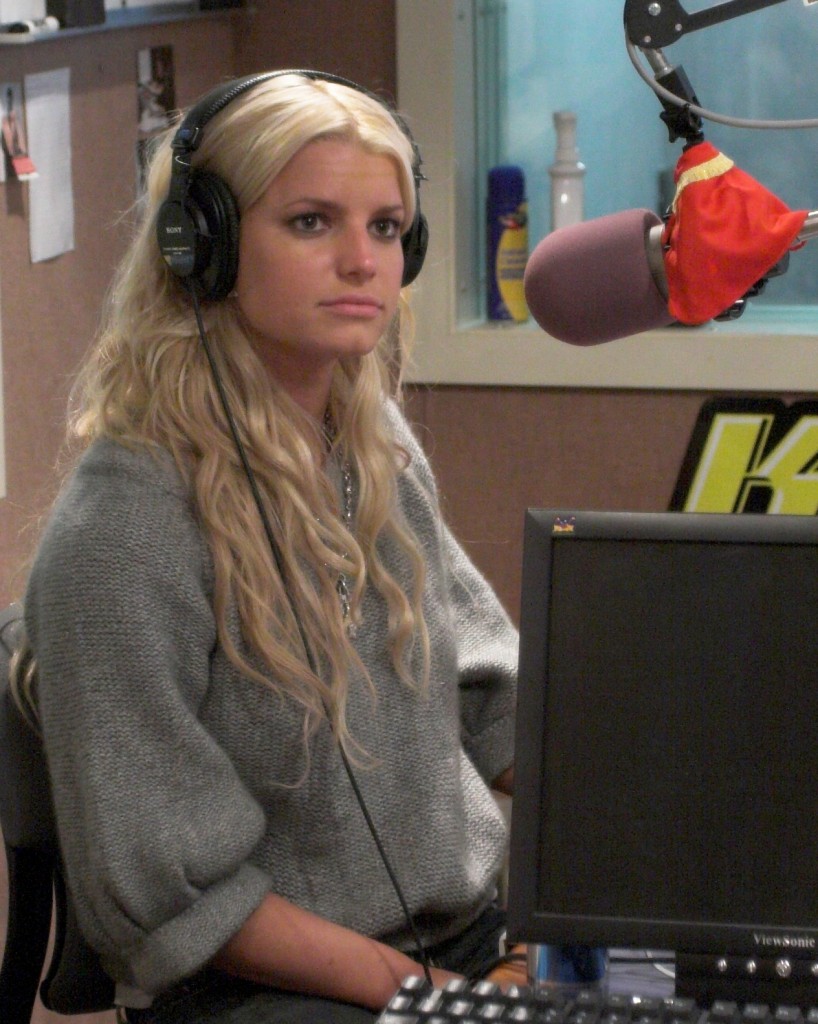 Jessica Simpson Shared the Photo That Made Her Realize She Had to Quit  Drinking - WUUQ-FM