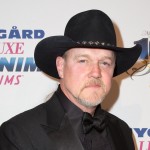 Bits And Pieces: Trace Adkins, Niko Moon & More!
