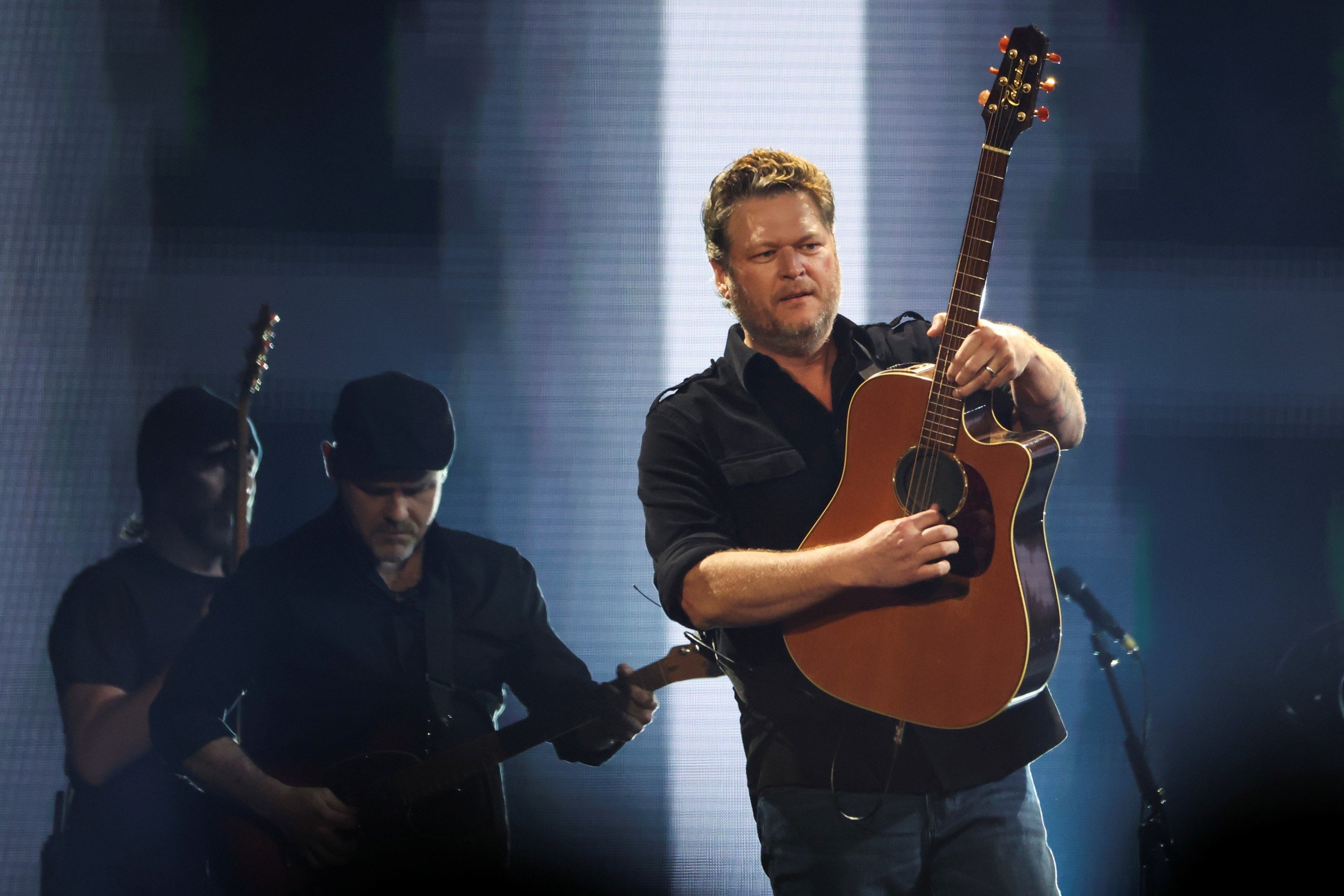 Blake Shelton To Release New Single With 90s Feel - WUUQ-FM