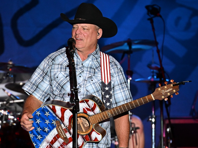 John Michael Montgomery Plans To Retire From Touring WUUQFM