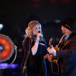 Trisha Yearwood And Garth Brooks Perform During A Gala Event Honoring Dolly Parton As The Musicares Person Of The Year In Los Angeles