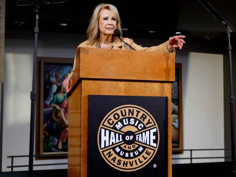 Patty Loveless Talks Hall Of Fame Exhibit