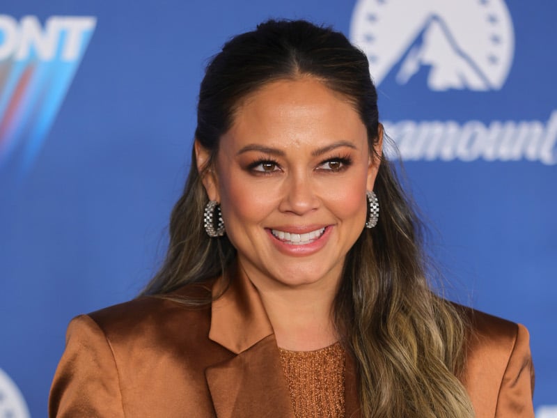 Vanessa Lachey Fights Back Tears While Discussing Her Relationship With Nick Lachey