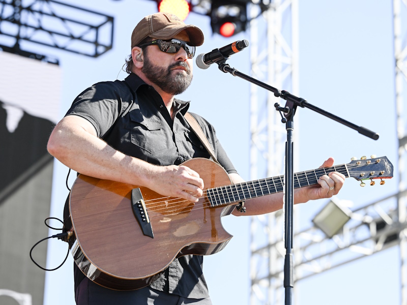 Lung Infection Causes Rodney Atkins To Cancel Weekend Shows