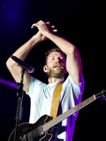 Brett Eldredge Shares New Year’s Tradition