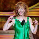 Reba Mcentire Introduces A Performance At The Academy Of Country Music Awards In Las Vegas.