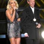 Underwood And Travis Perform 