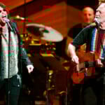 Steven Tyler Sings With Willie Nelson At Concert In New York.