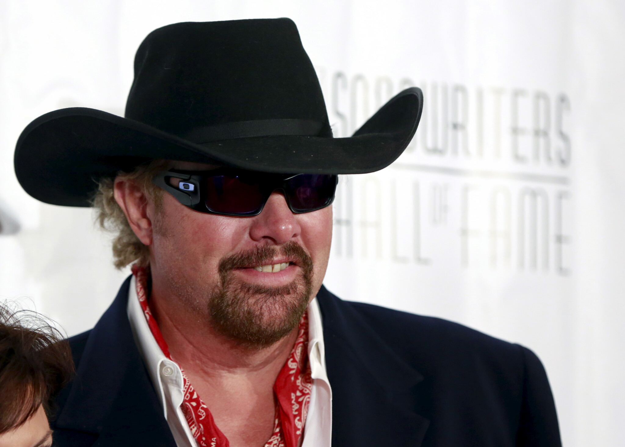 Toby Keith Passes At 62 After Battling Stomach Cancer Wuuq Fm