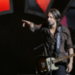 Keith Urban Performs At The 2006 Musicares Person Of The Year In Los Angeles