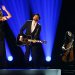 Jennifer Nettles And Kristian Bush Of Sugarland Perform At The 43rd Annual Country Music Association Awards In Nashville