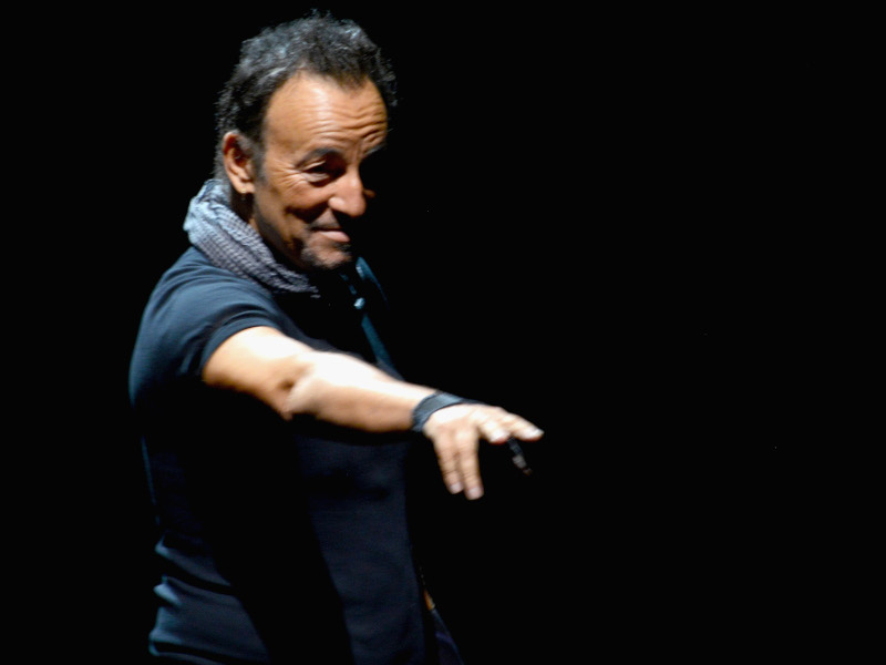 Bruce Springsteen Postpones Four Shows Due To Vocal Issues