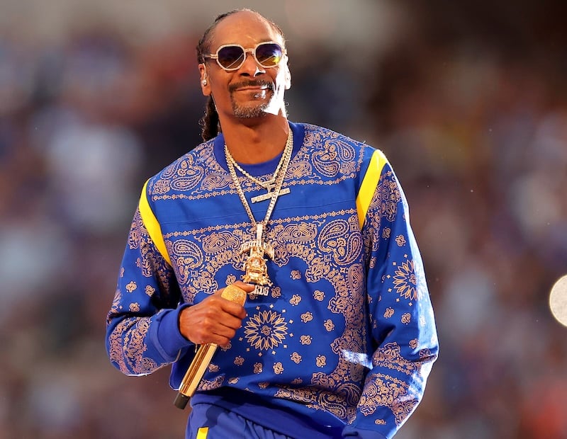 Snoop Dogg Set To Carry Olympic Torch, Celine Dion Rumored To Perform At Opening Ceremony