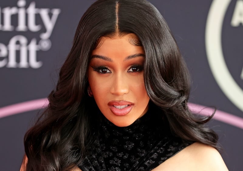 Pregnant Cardi B Files For Divorce From Offset For The Second Time