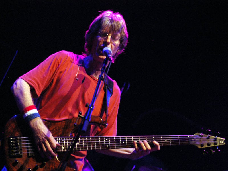 Phil Lesh Dies At 84, Grateful Dead’s Surviving Members Pay Tribute(02)