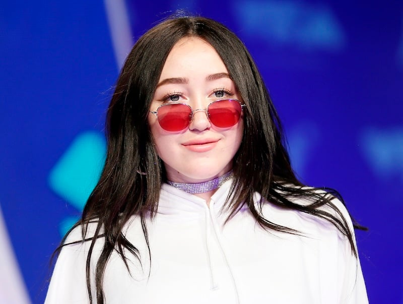 Noah Cyrus Announces New Album, ‘i Want My Loved Ones To Go With Me,’ Plans North American Tour