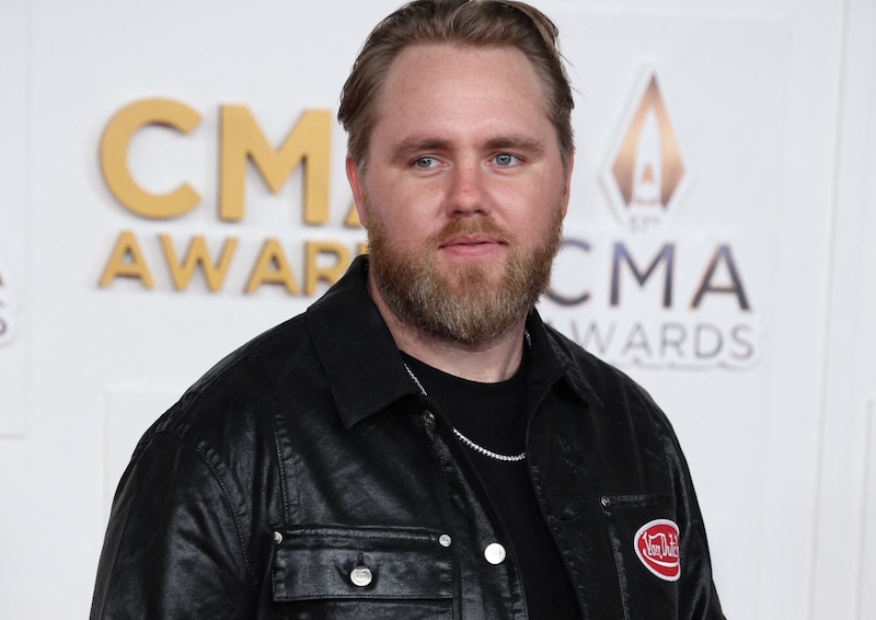 Ernest Hosts Second Harvest Benefit Show At The Ryman, Featuring Zach Top, Ashley Gorley And More