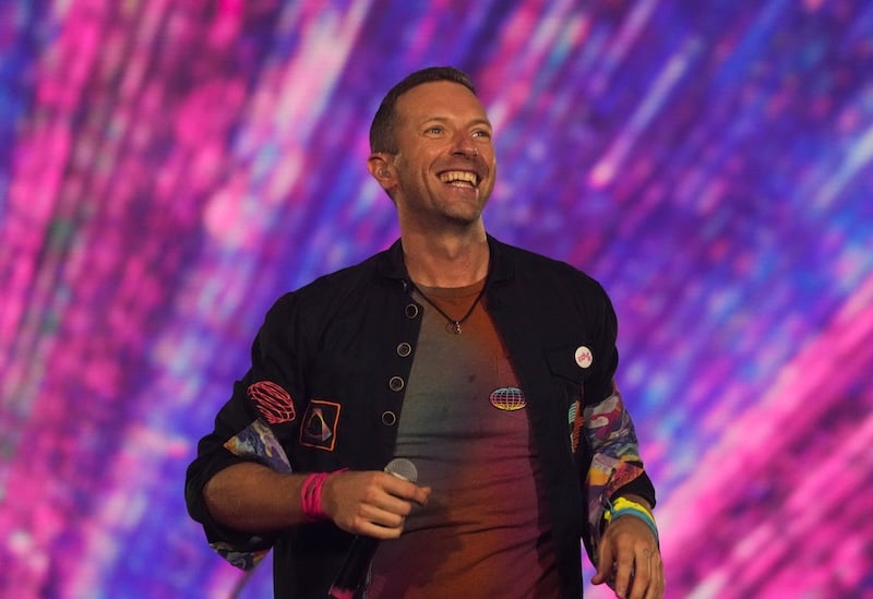 Coldplay’s “sparks” Debuts On Hot 100 Chart 25 Years After It Was First Released