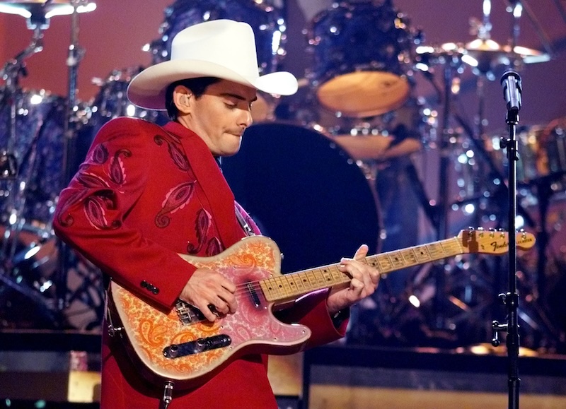 Emmylou Harris, Brad Paisley Among Nashville Songwriters Hall Of Fame 2025 Inductees