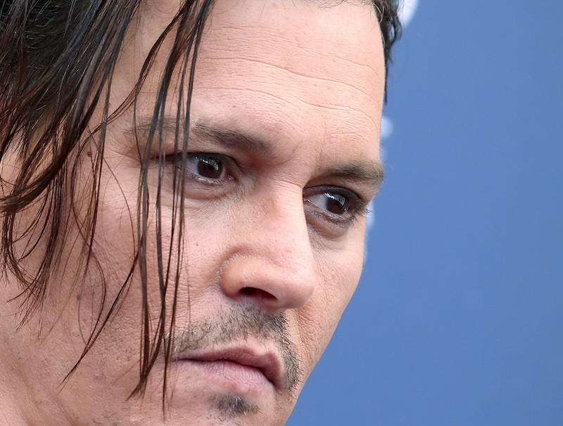 Jerry Bruckheimer In Talks To Bring Johnny Depp Back To ‘pirates’ Franchise