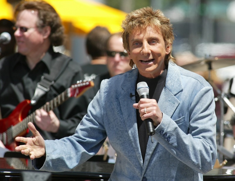 Barry Manilow Announces Series Of U.s. Farewell Performances, Releases New Single