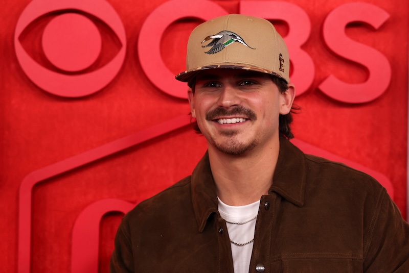 Tucker Wetmore Announces 2026 ‘the Brunette World Tour’