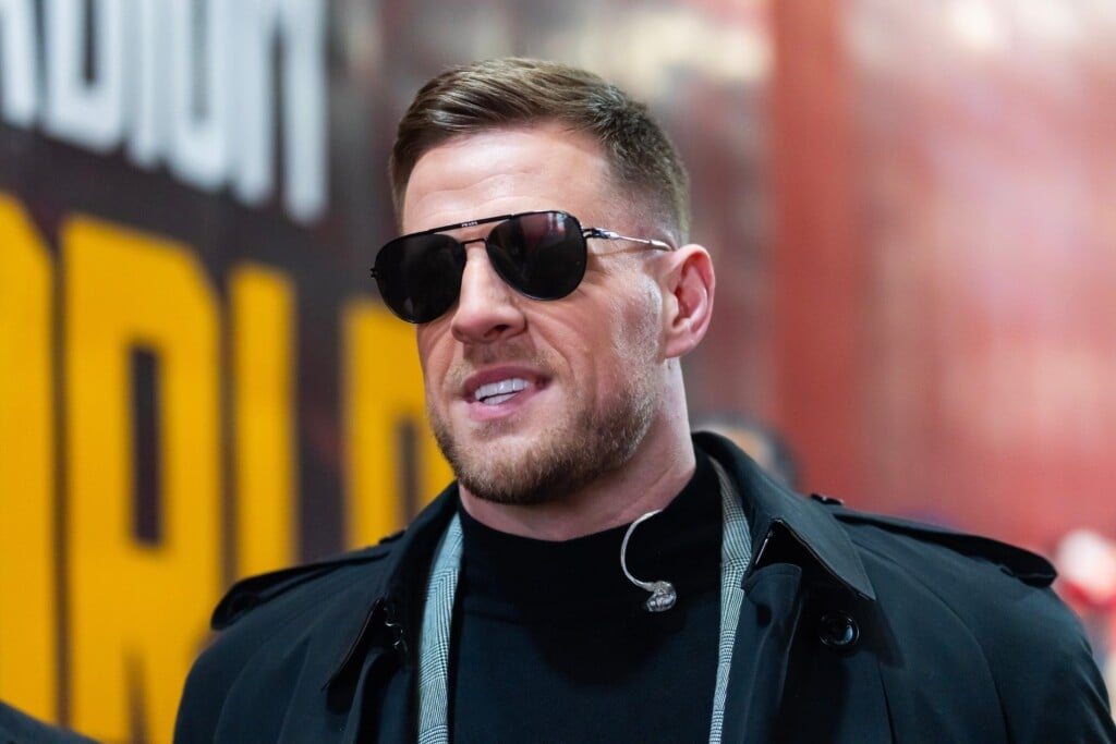Jan 26, 2025; Kansas City, Mo, Usa; Former Player J.j. Watt In Attendance Of The Kansas City Chiefs Game Against The Buffalo Bills In The Afc Championship Game At Geha Field At Arrowhead Stadium. Mandatory Credit: Mark J. Rebilas Imagn Images