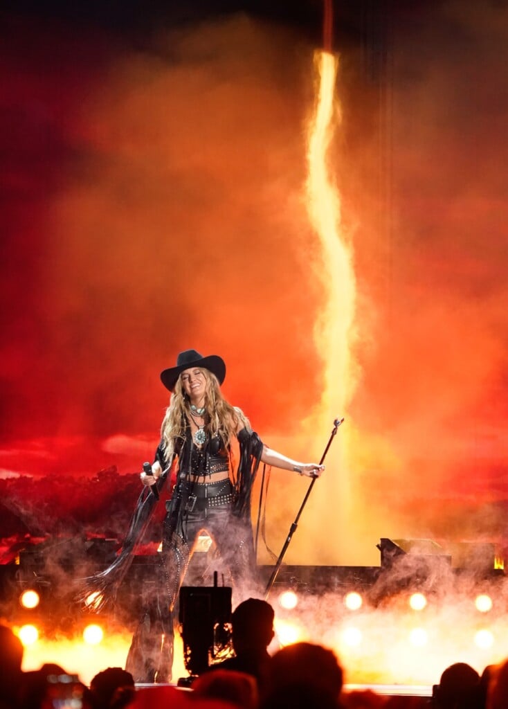 Lainey Wilson Performs During The 60th Academy Of Country Music Awards.