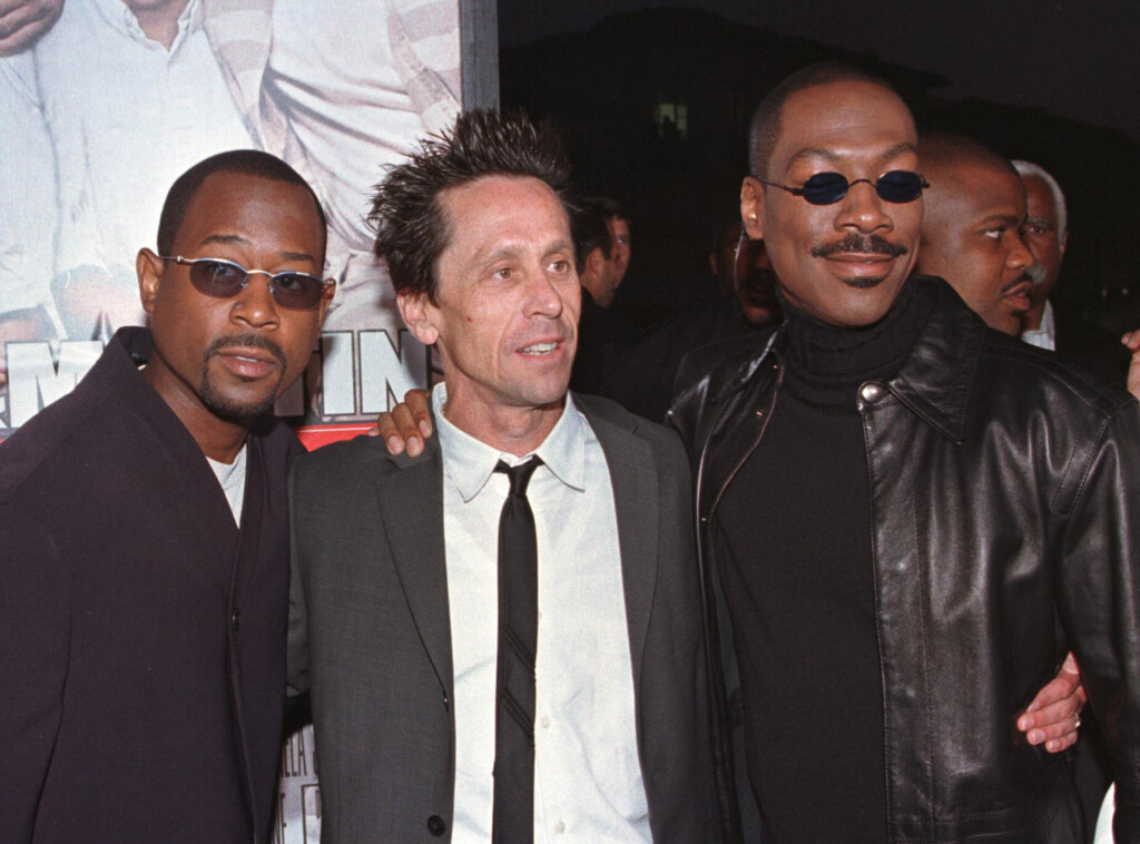 Actors Eddie Murphy (r) And Martin Lawrence, Stars Of The New Comedy Film "life," Pose With Producer..