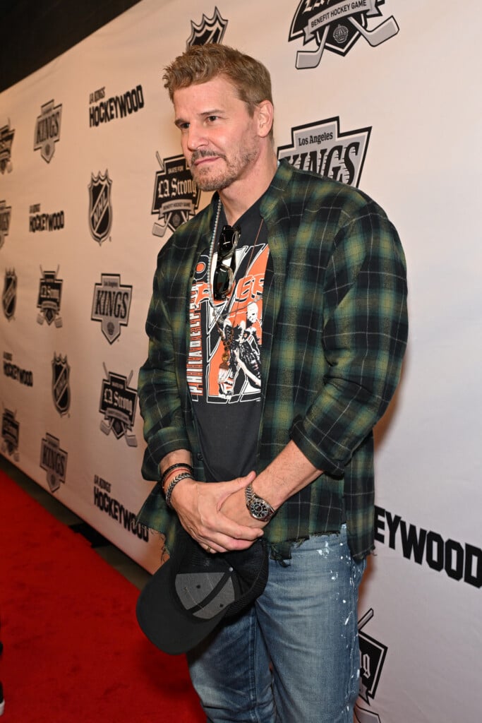 Nhl: Los Angeles Kings Celebrity Charity Game For La Wildfire Relief