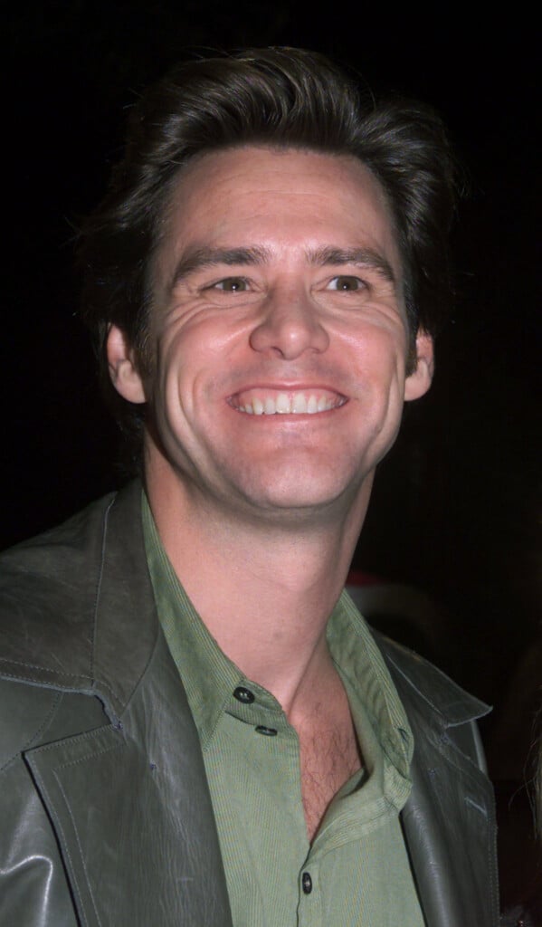 Actor Jim Carrey Poses At The Premiere Of His New Film, "dr. Seuss' How The Grinch Stole Christmas,"..