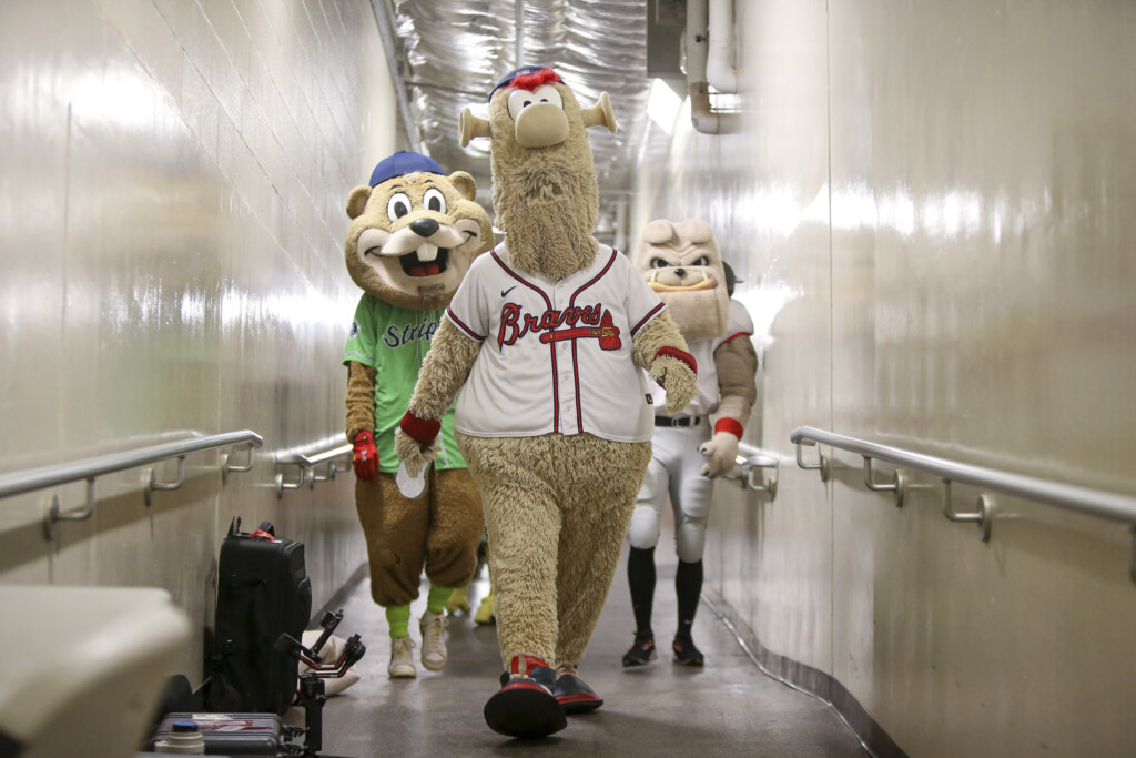 Mlb: Arizona Diamondbacks At Atlanta Braves