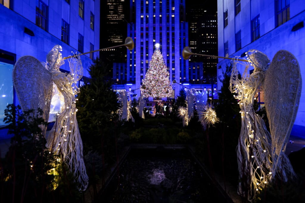 2025 Rockefeller Center Christmas Tree Lighting Ceremony In Manhattan