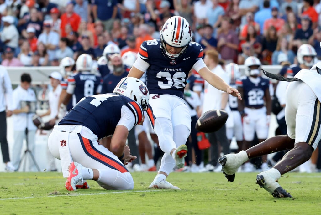 Ncaa Football: Vanderbilt At Auburn