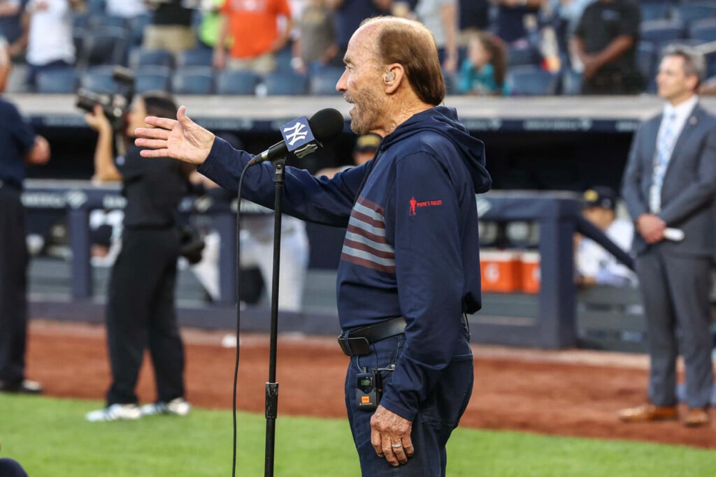 Mlb: New York Mets At New York Yankees