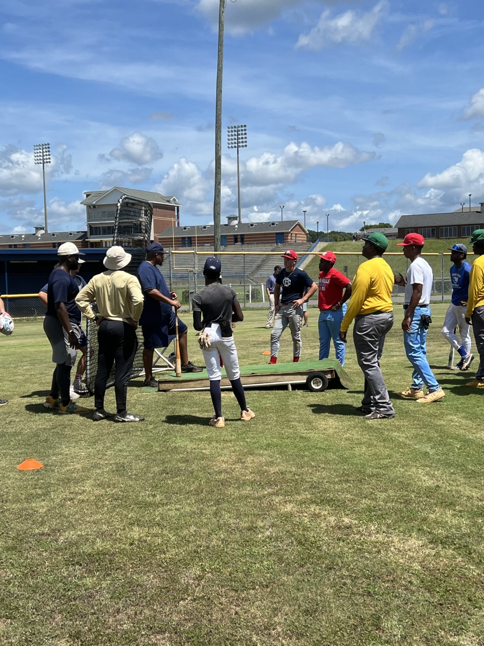 Stillman Hosts Day 1 of Baseball Camp For Local Kids - WVUA 23