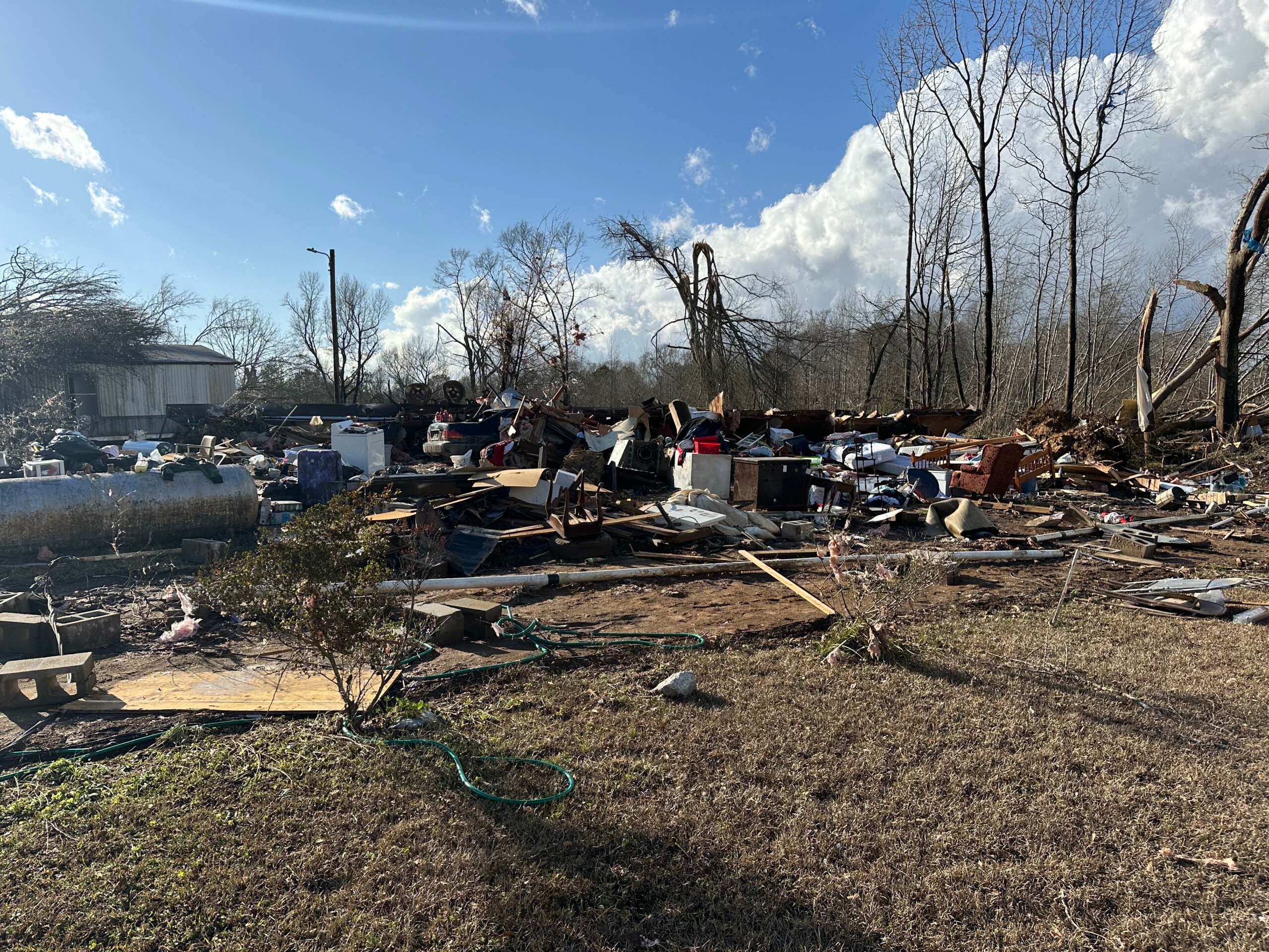 Thursday storm damages homes in Hale County - WVUA 23