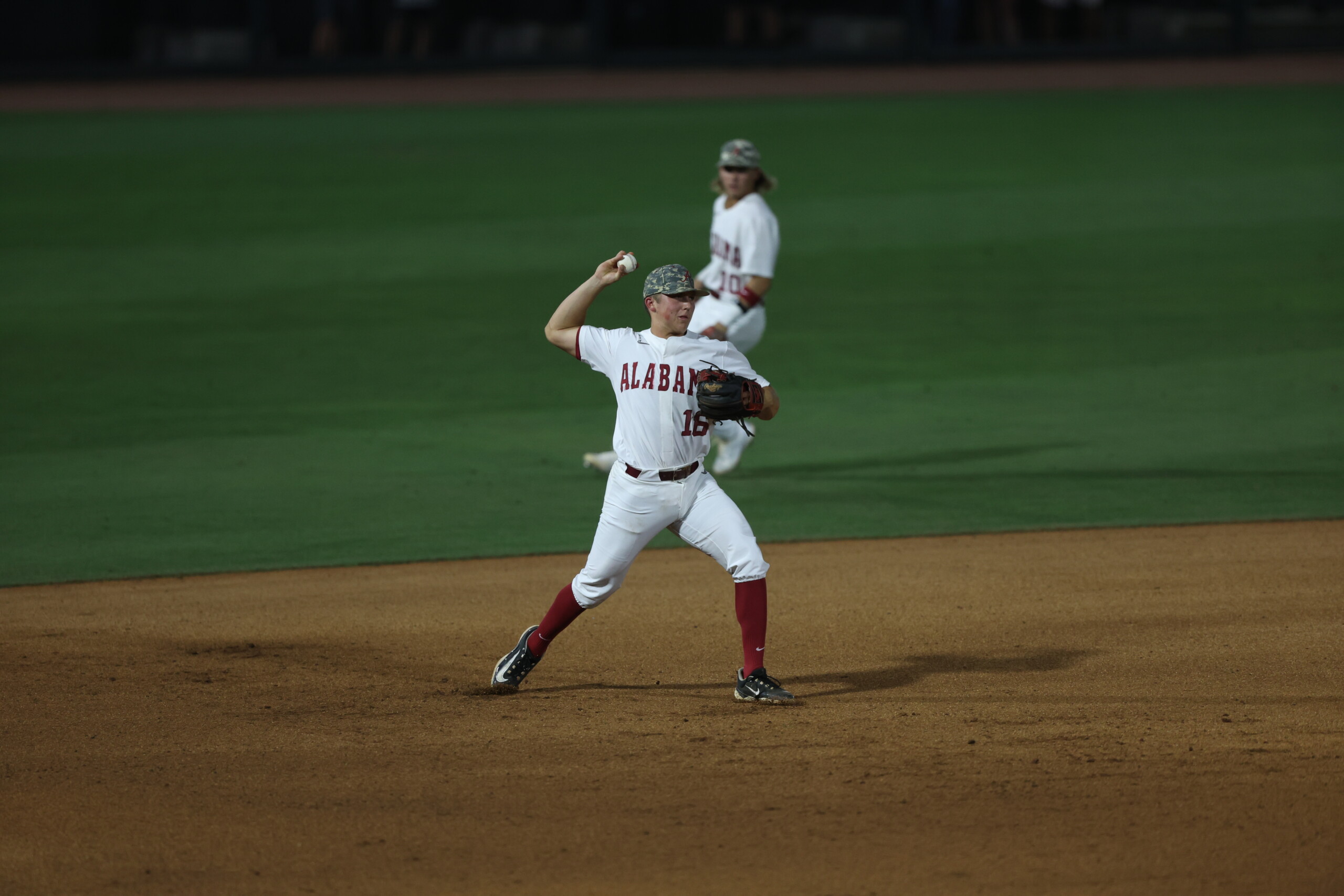 Alabama baseball gets walk-off win against Nicholls in regional opener