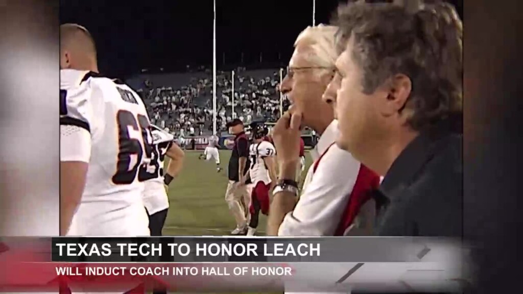 Texas Tech To Honor Former Head Coach Mike Leach