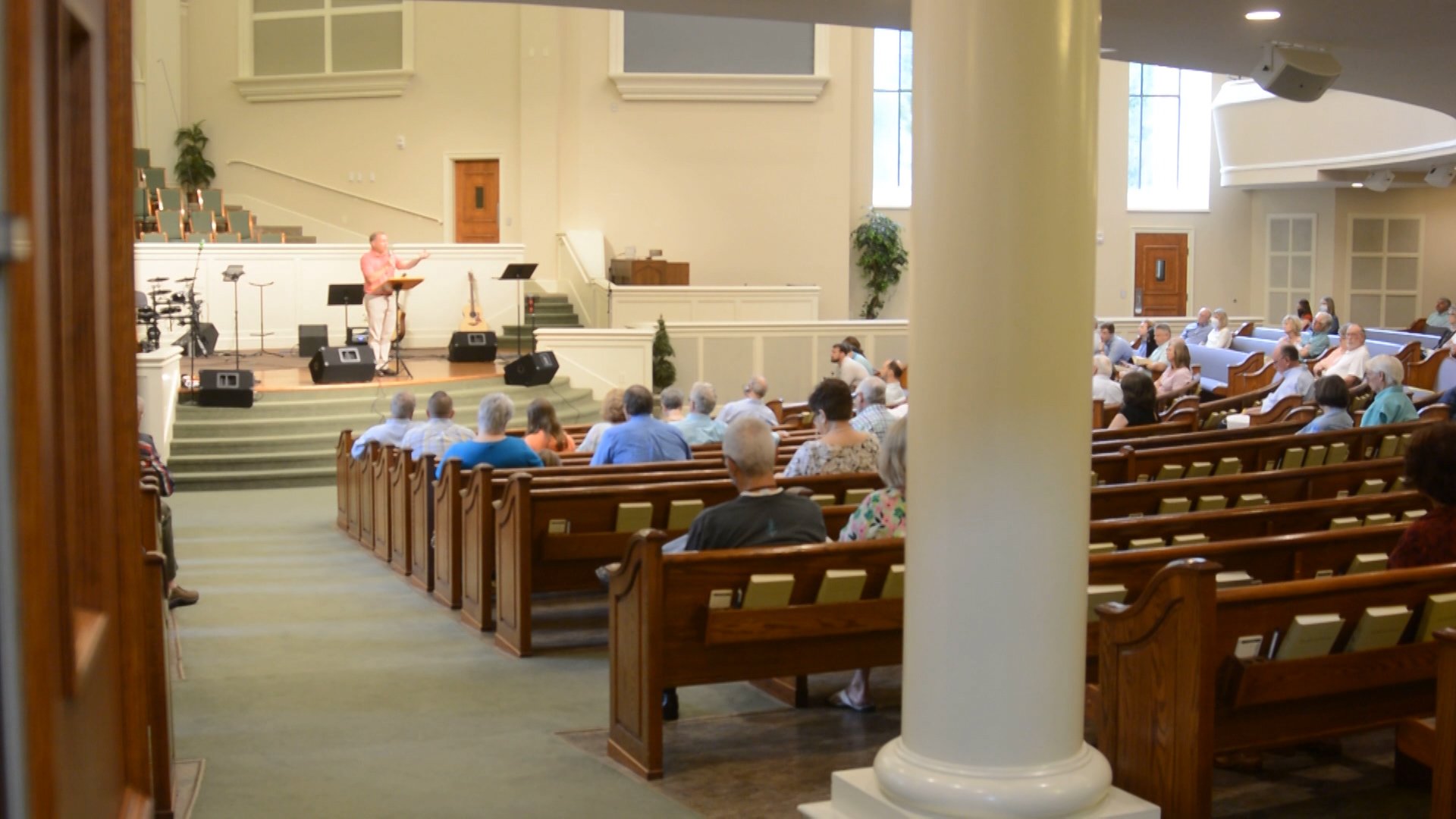 SOME CHURCHES OPEN THEIR SANCTUARIES FOR FIRST TIME IN MONTHS - WVUA 23