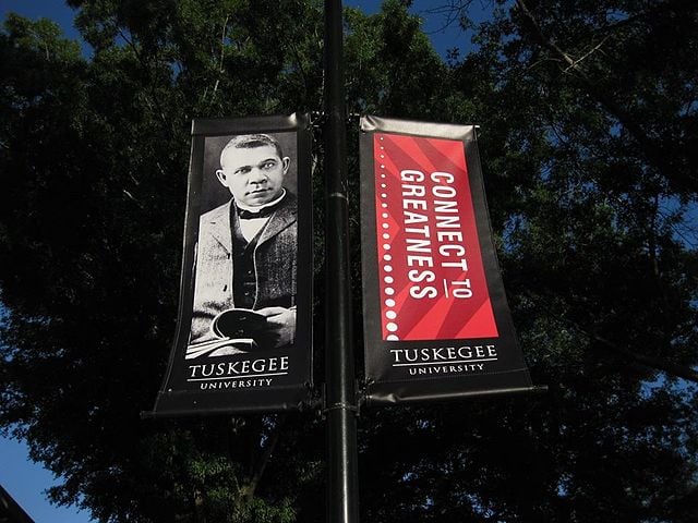 640px Tuskegee University Campus Banners