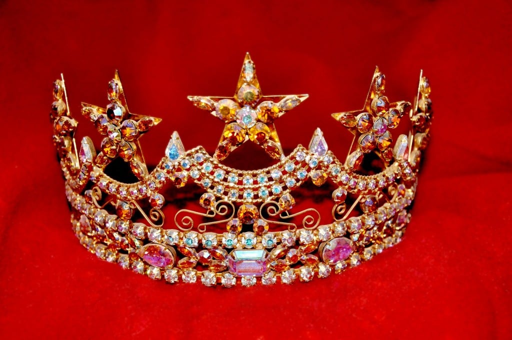 Crown 1701934 1920