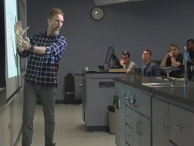 Professor Dylan McNamara teaches Physics of Surfing