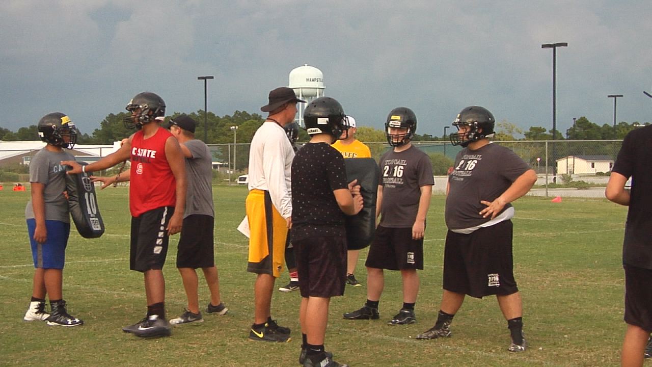 Football Topsail 2016