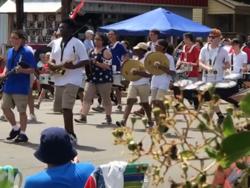 Southport Parade brings out thousands in red, white and blue WWAYTV3