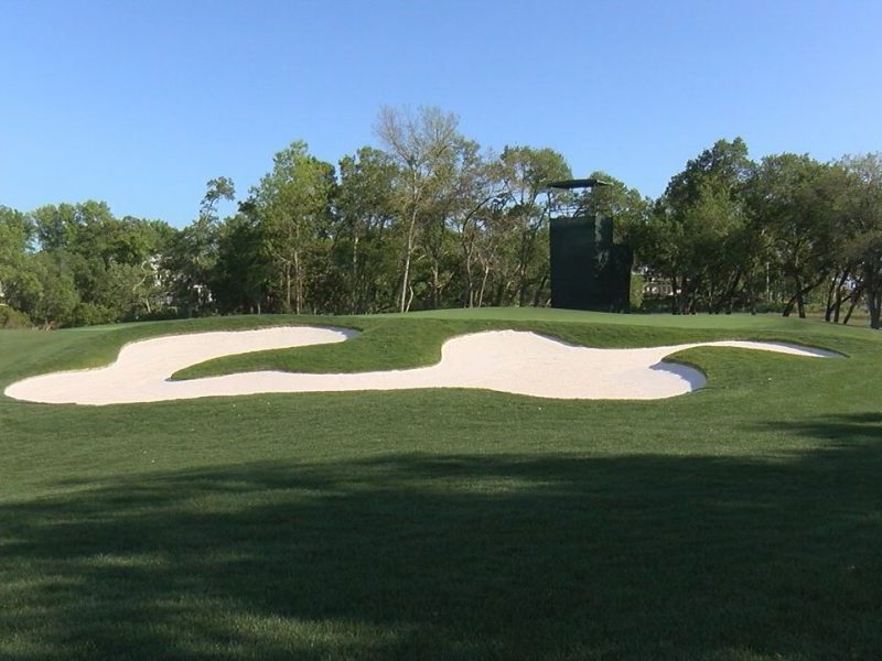 The 10th hole at Eagle Point Golf Club. (Photo: WWAY)