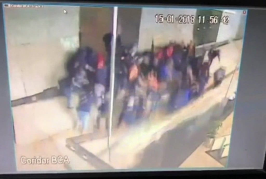 Surveillance video shows the moment a mezzanine collapsed at the Jakarta Stock Exchange on Jan. 15